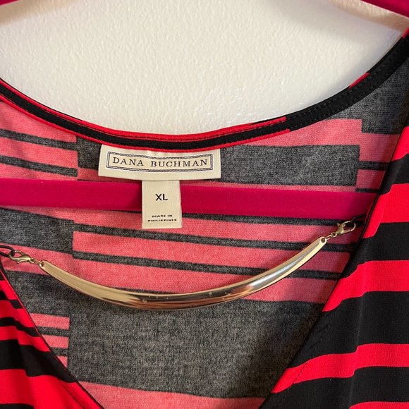 Dana Buchman sleeveless top with gold accent XL - Picture 3 of 7